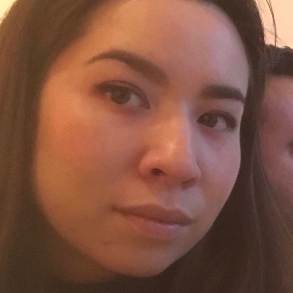 Meet the Posher, Sophie - Picture 2 of 2